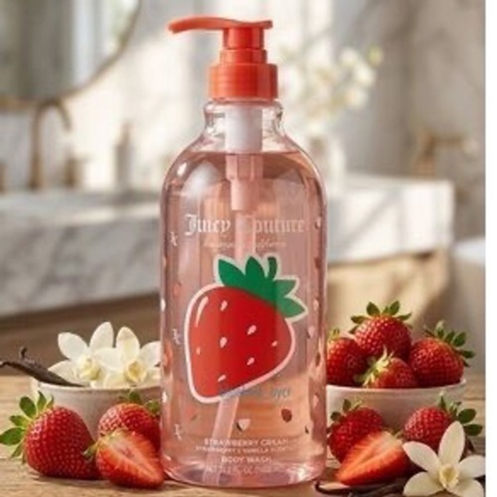 Juicy Couture Strawberry Cream Body Wash Strawberry Vanilla Scent 33.8 fl oz NEW